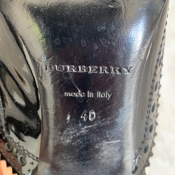 Burberry Heels - Picture 4 of 5